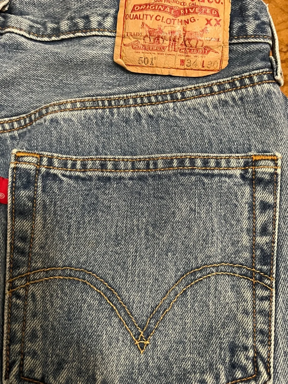Vintage RARE R Tag Men’s Levi’s 501 size 34 x 30